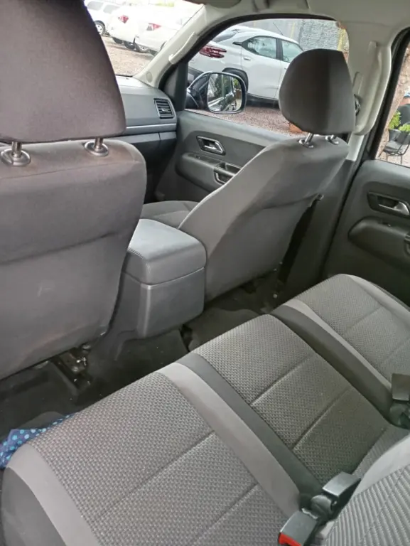 VOLKSWAGEN Amarok - Foto
