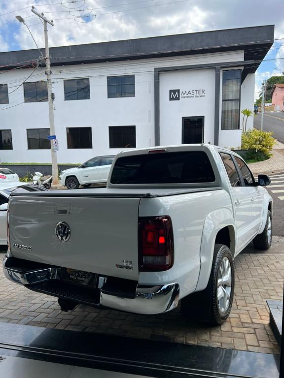 VOLKSWAGEN Amarok - Foto