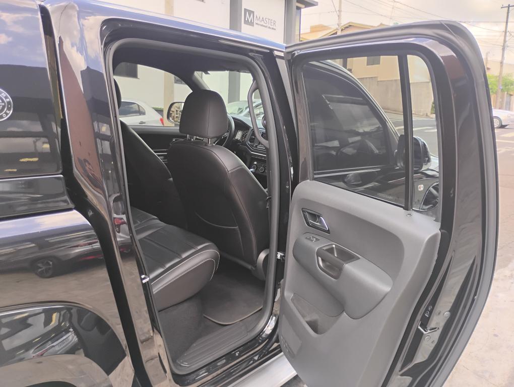 VOLKSWAGEN Amarok - Foto