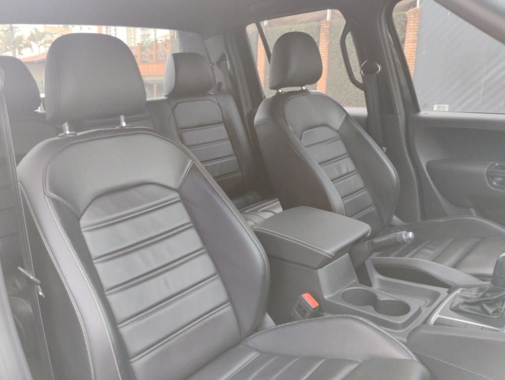 VOLKSWAGEN Amarok - Foto