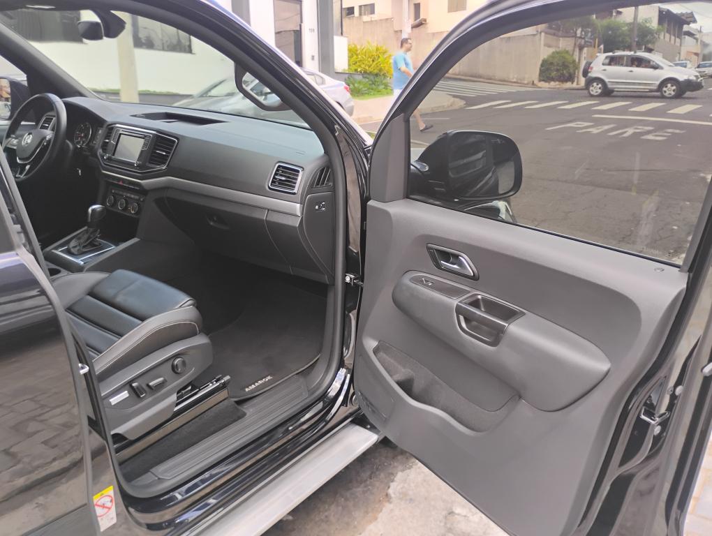 VOLKSWAGEN Amarok - Foto