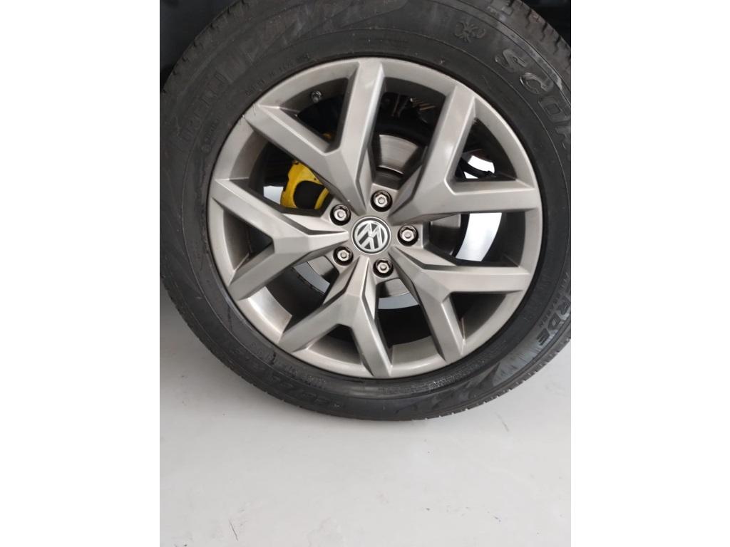 VOLKSWAGEN Amarok - Foto