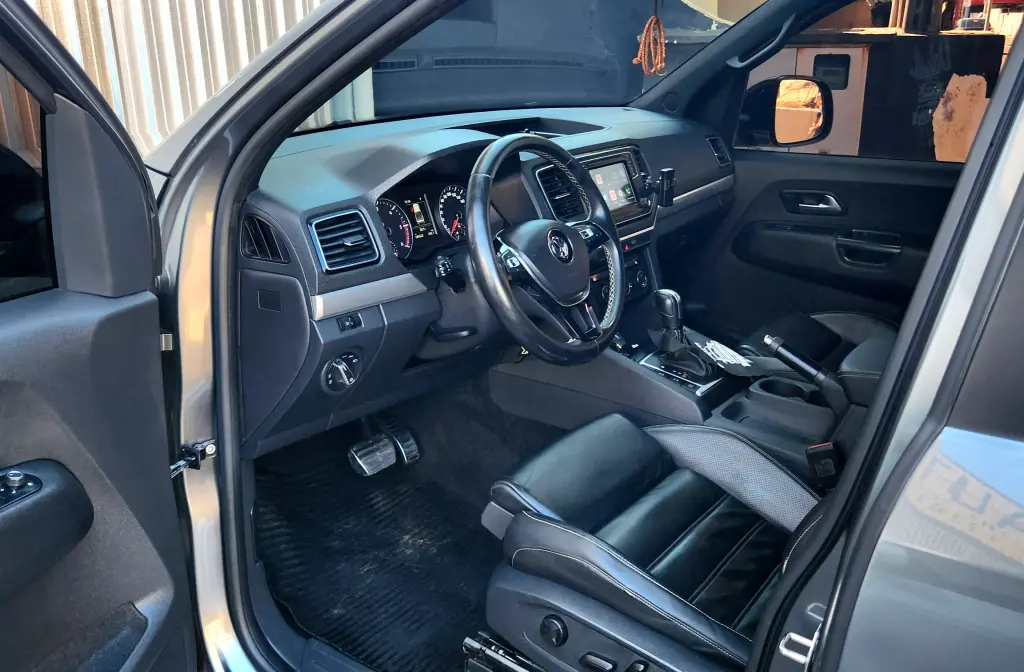 VOLKSWAGEN Amarok - Foto