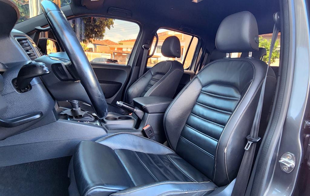 VOLKSWAGEN Amarok - Foto