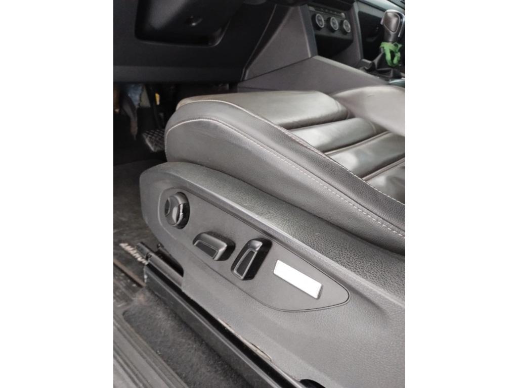 VOLKSWAGEN Amarok - Foto