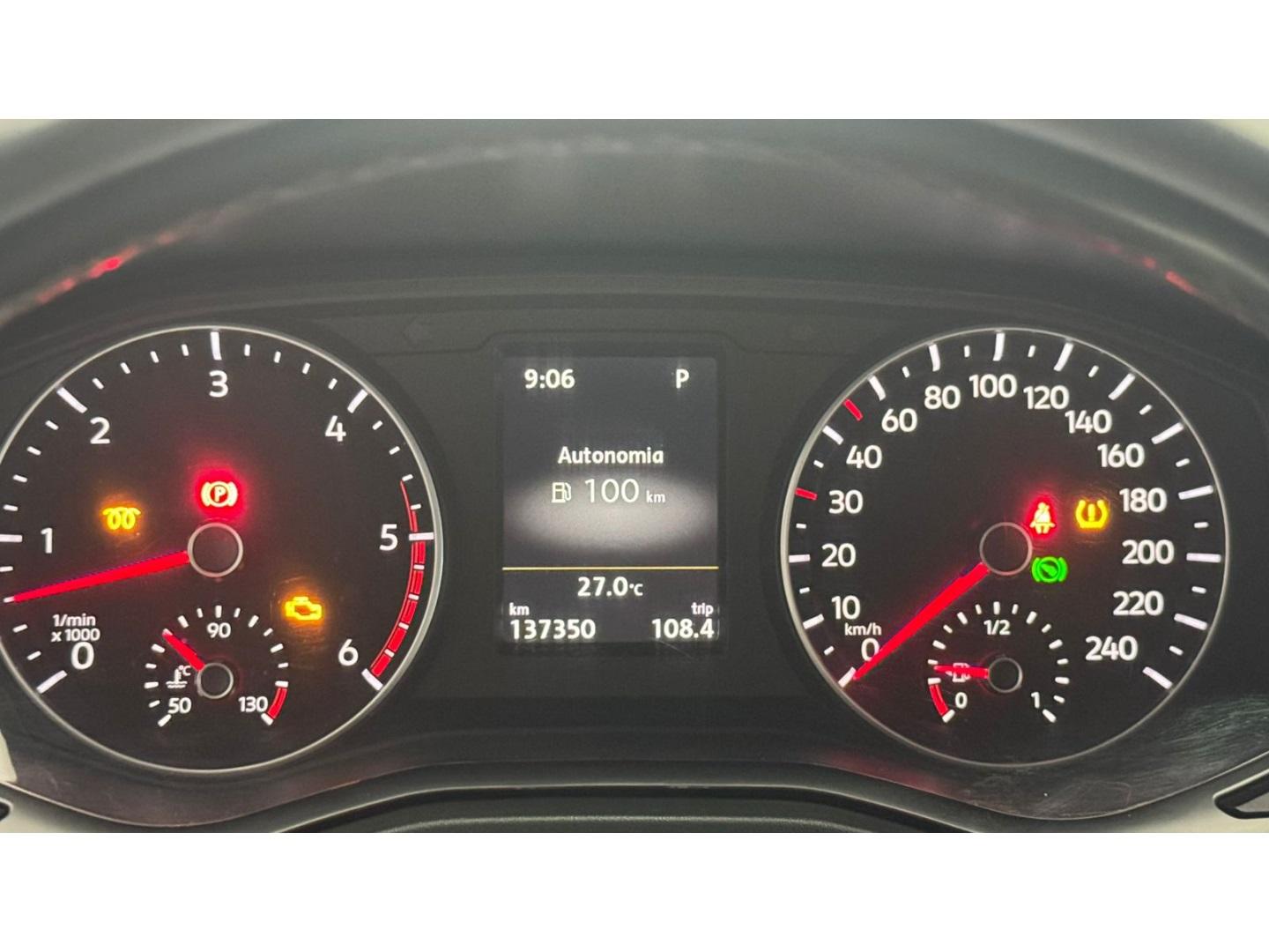 VOLKSWAGEN Amarok - Foto