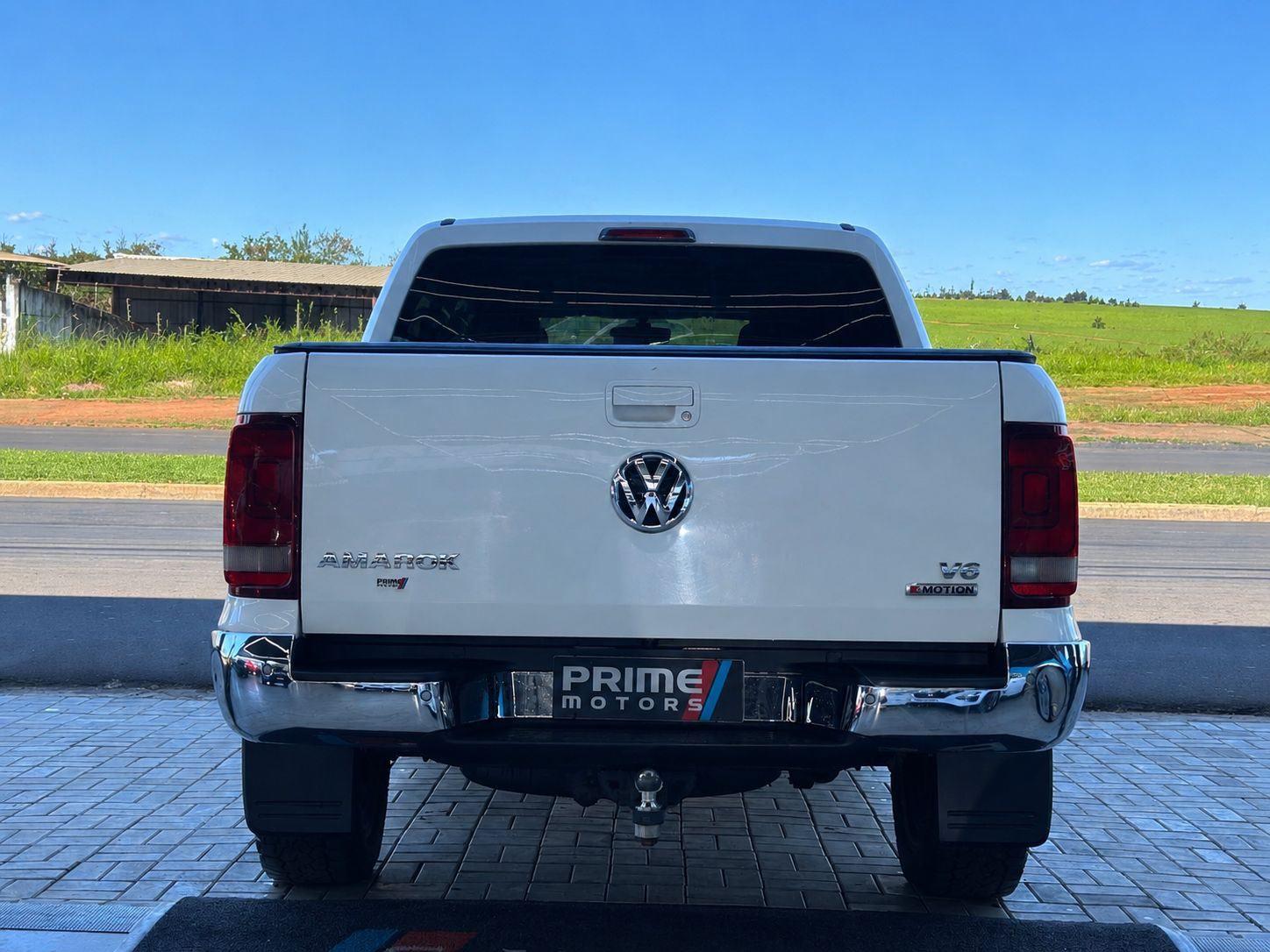 VOLKSWAGEN Amarok - Foto