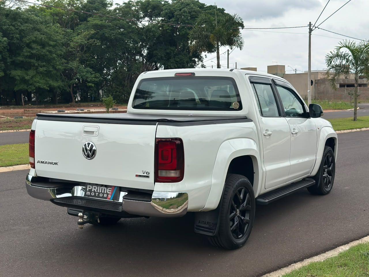 VOLKSWAGEN Amarok - Foto