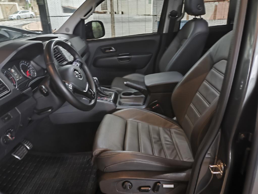 VOLKSWAGEN Amarok - Foto