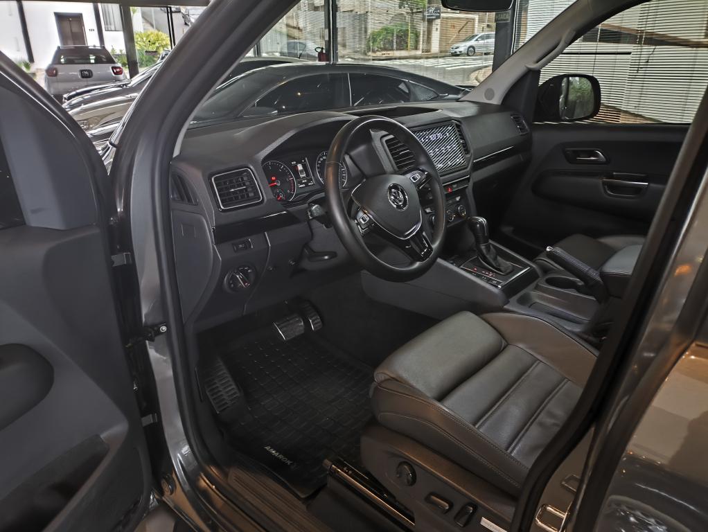 VOLKSWAGEN Amarok - Foto