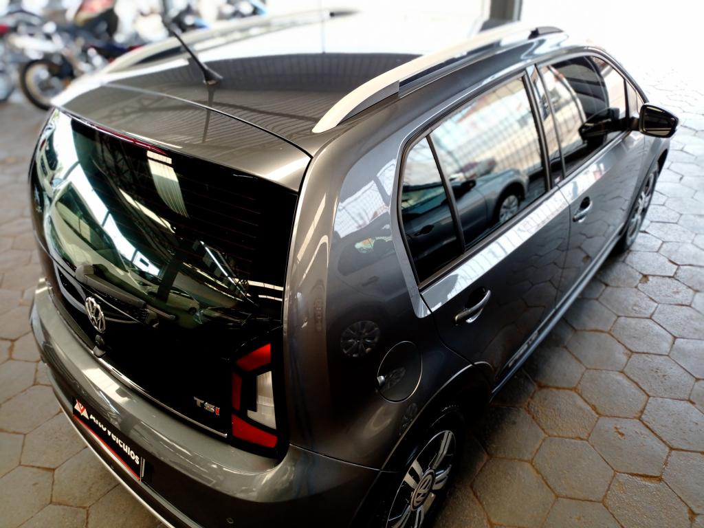 VOLKSWAGEN Cross UP - Foto