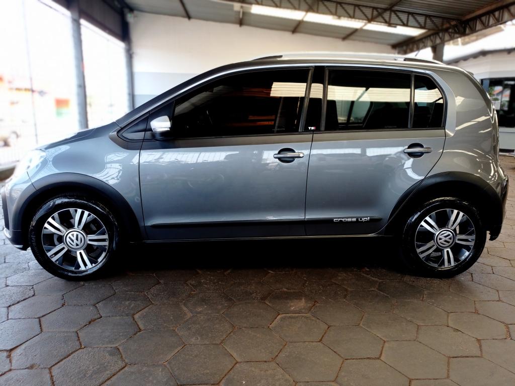 VOLKSWAGEN Cross UP - Foto