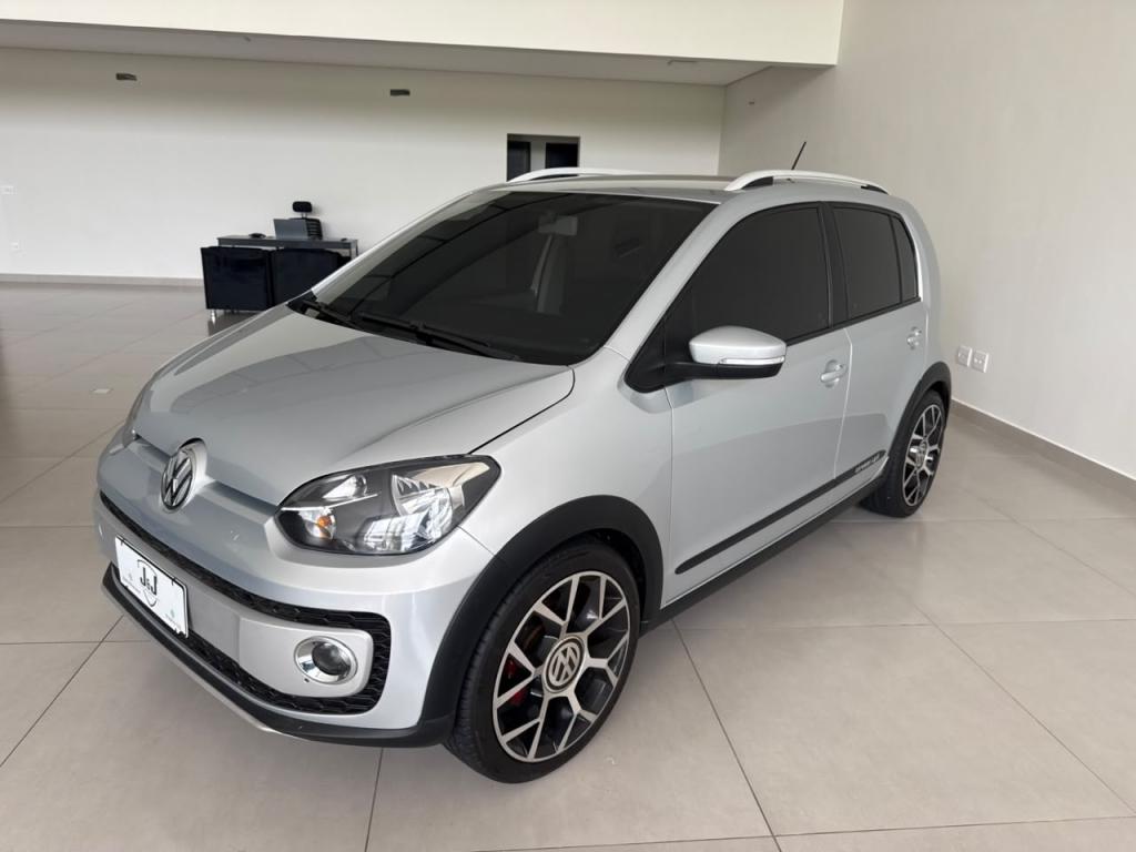 VOLKSWAGEN Cross UP