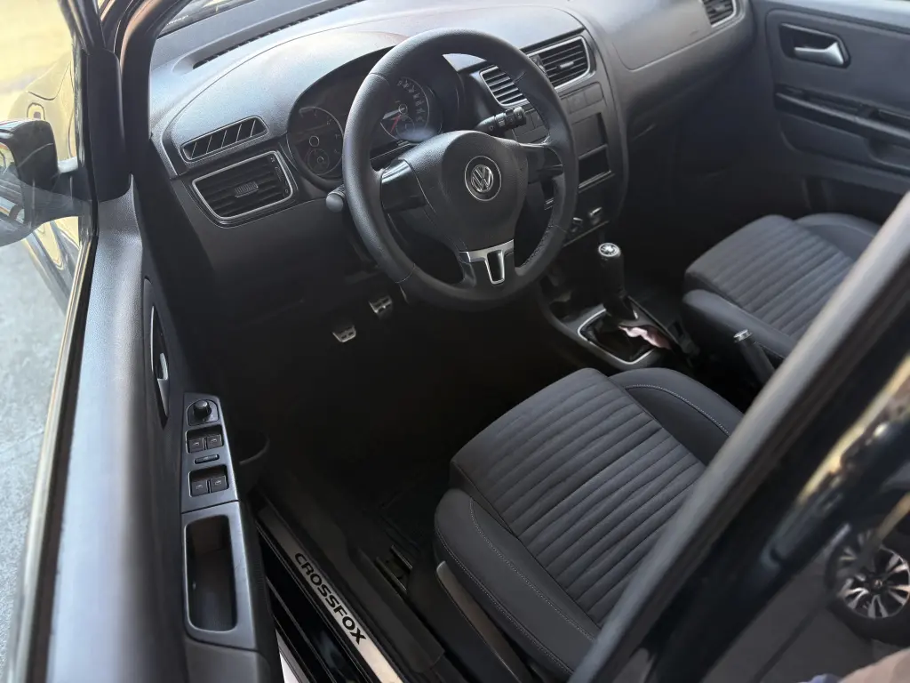 VOLKSWAGEN Crossfox - Foto