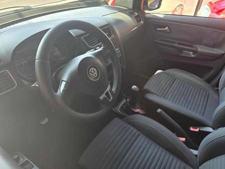 VOLKSWAGEN Crossfox - Foto