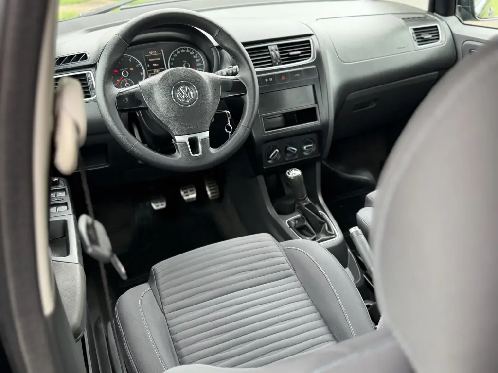 VOLKSWAGEN Crossfox - Foto