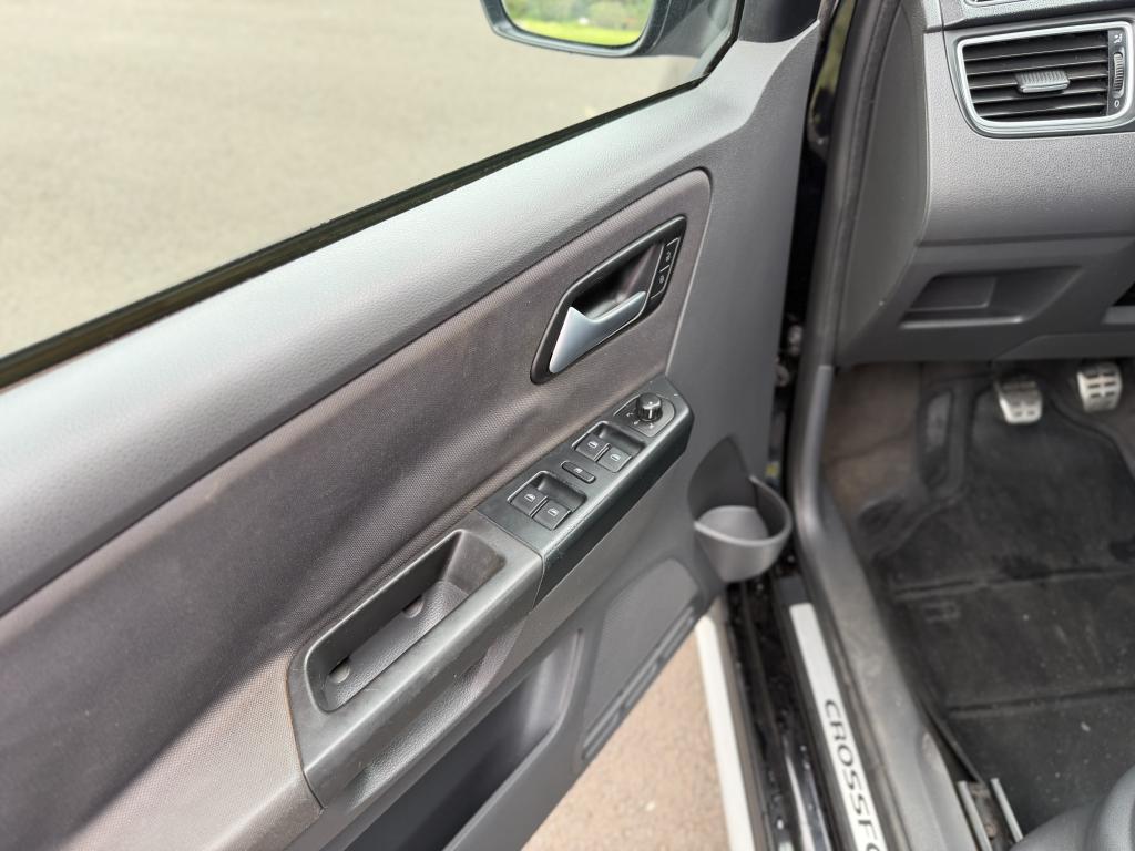 VOLKSWAGEN Crossfox - Foto
