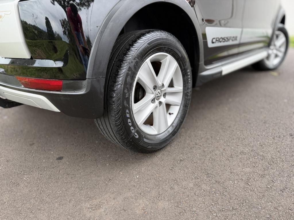 VOLKSWAGEN Crossfox - Foto