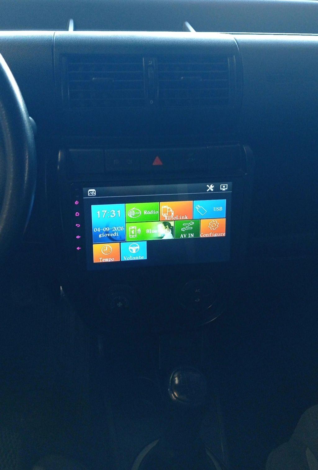 VOLKSWAGEN Crossfox - Foto