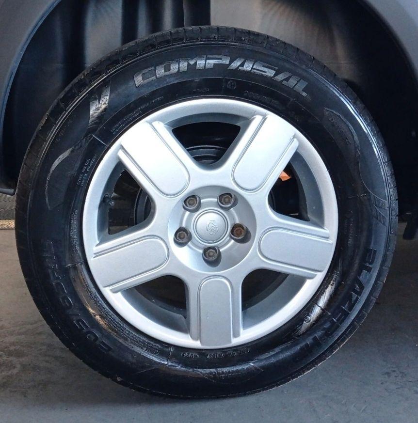 VOLKSWAGEN Crossfox - Foto