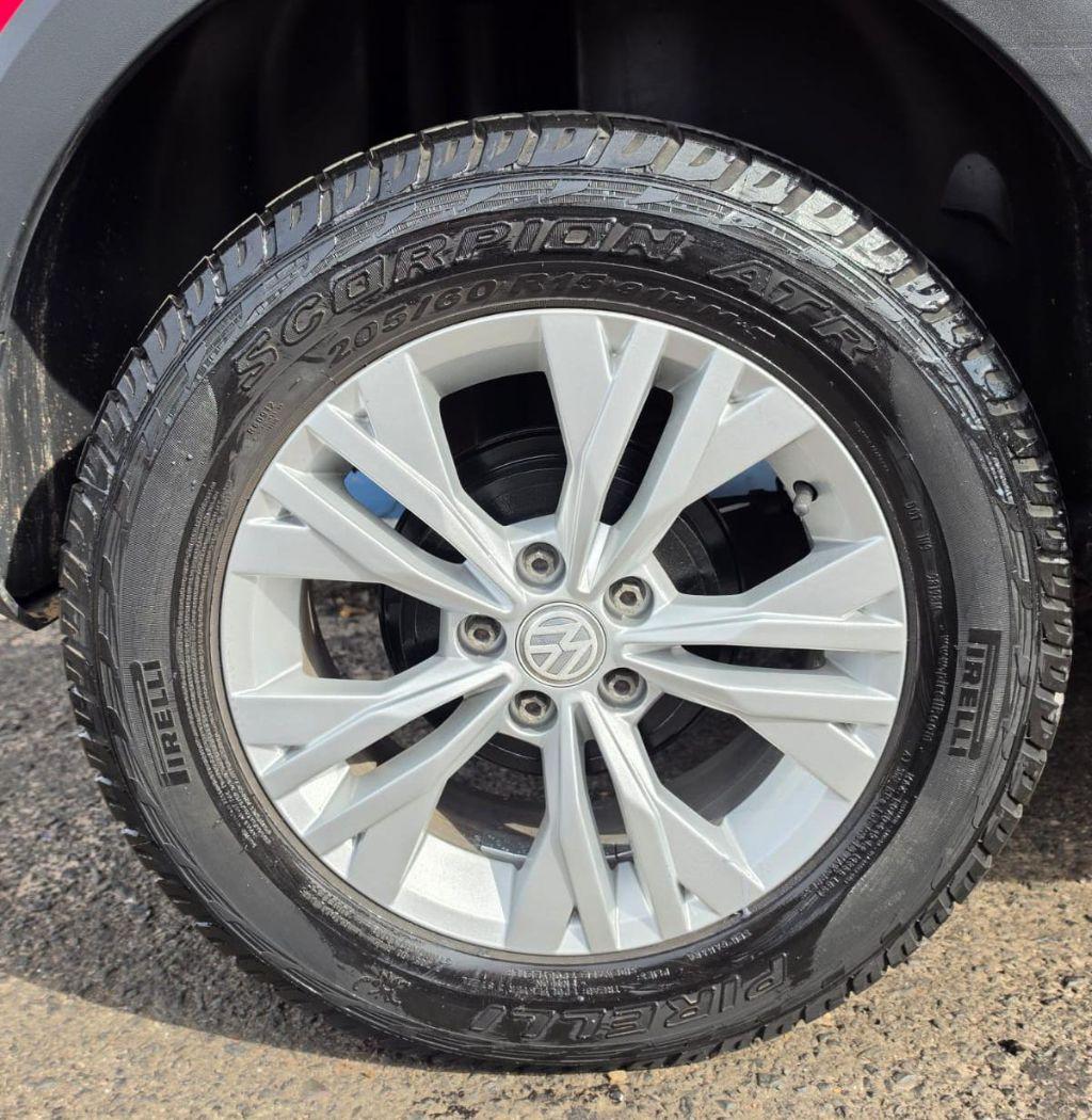 VOLKSWAGEN Crossfox - Foto