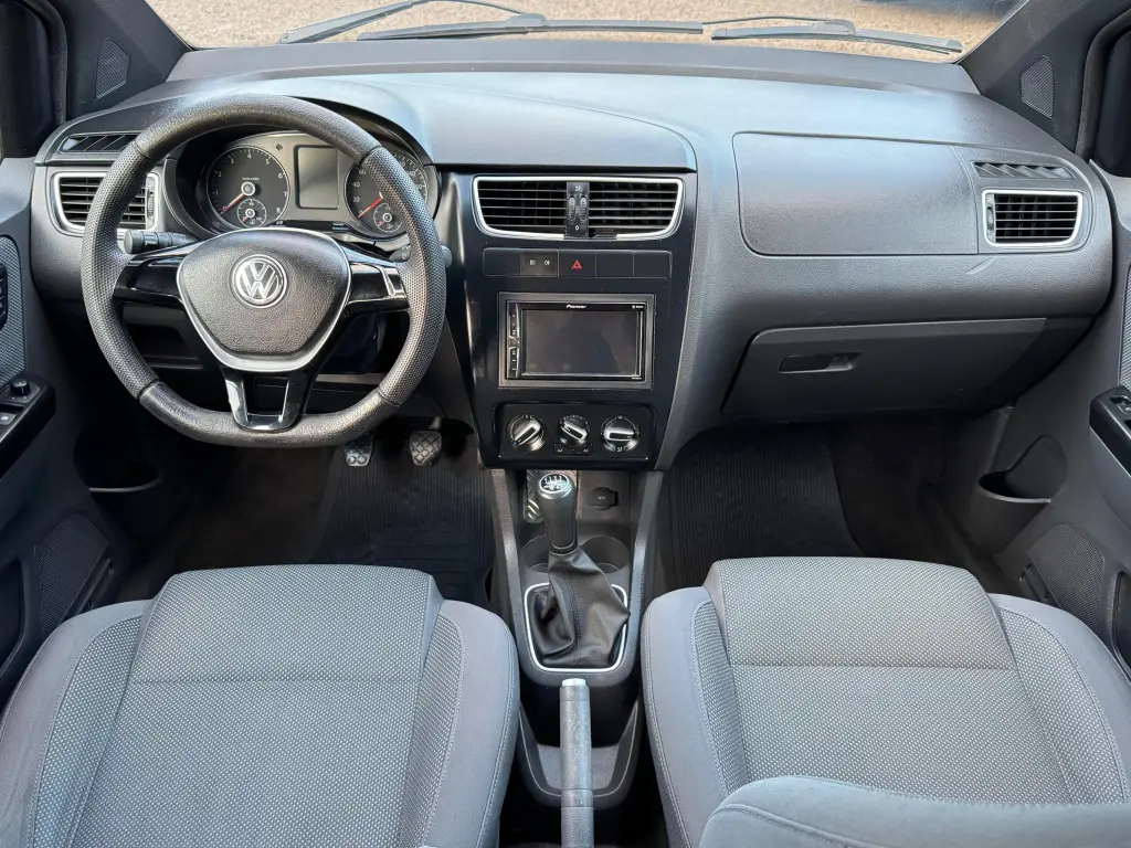 VOLKSWAGEN Fox - Foto