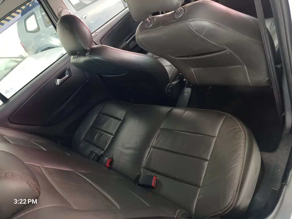 VOLKSWAGEN Fox - Foto