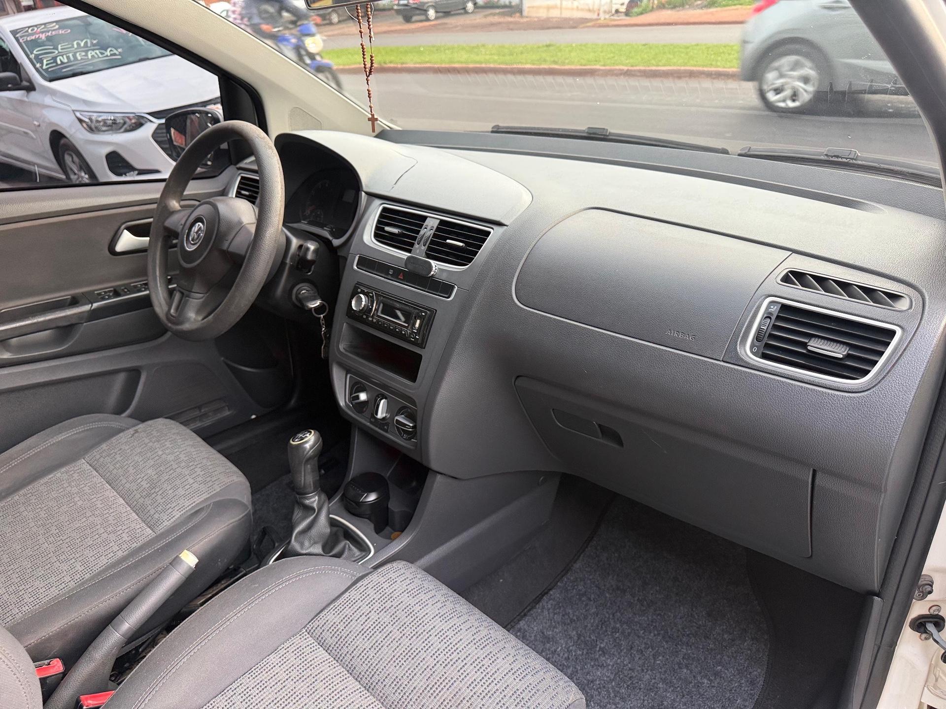 VOLKSWAGEN Fox - Foto