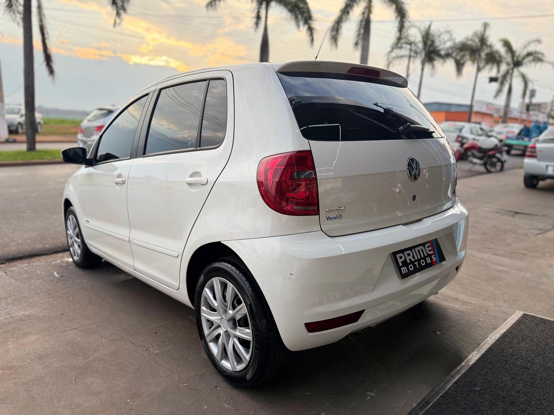 VOLKSWAGEN Fox - Foto