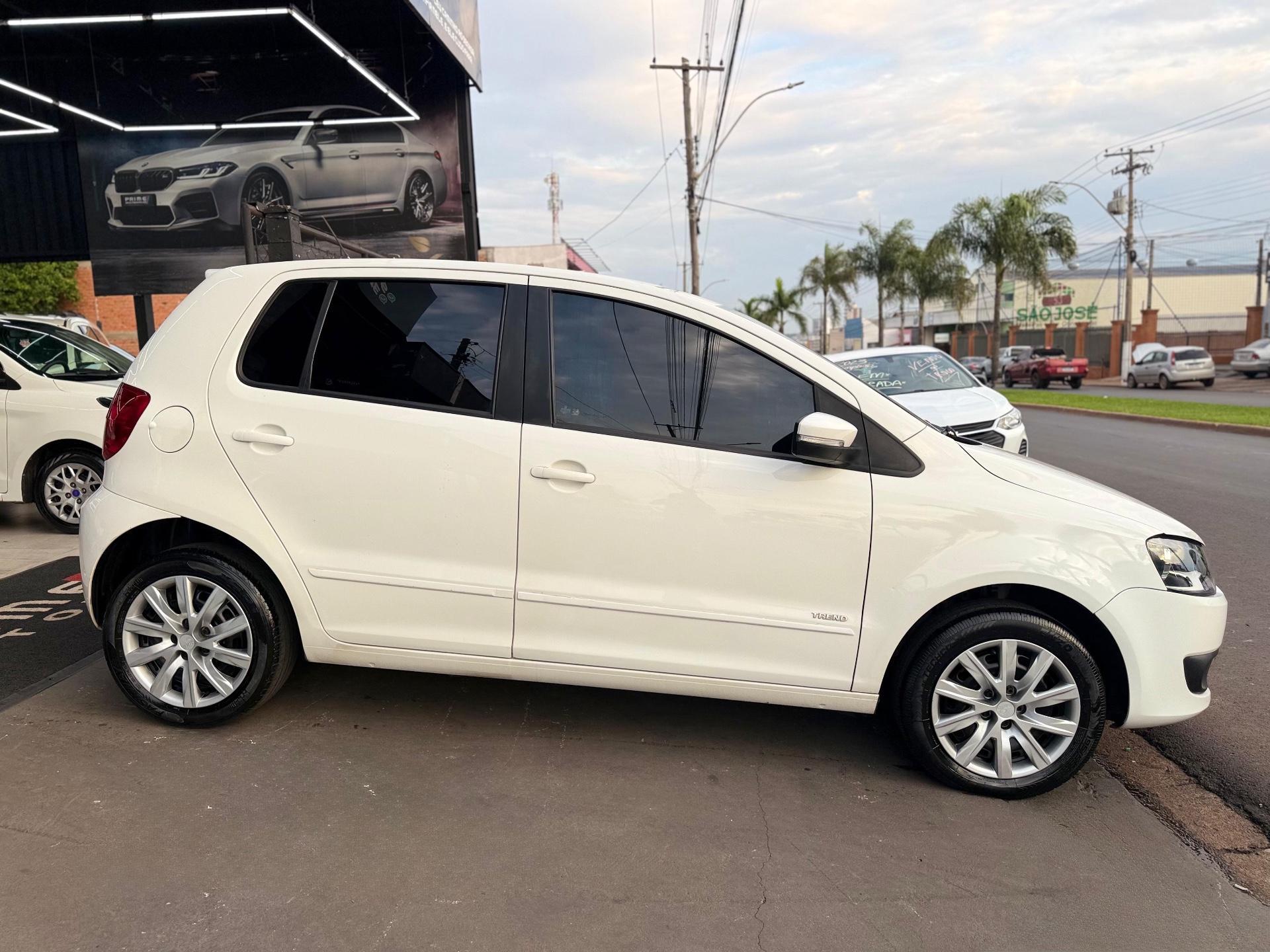 VOLKSWAGEN Fox - Foto