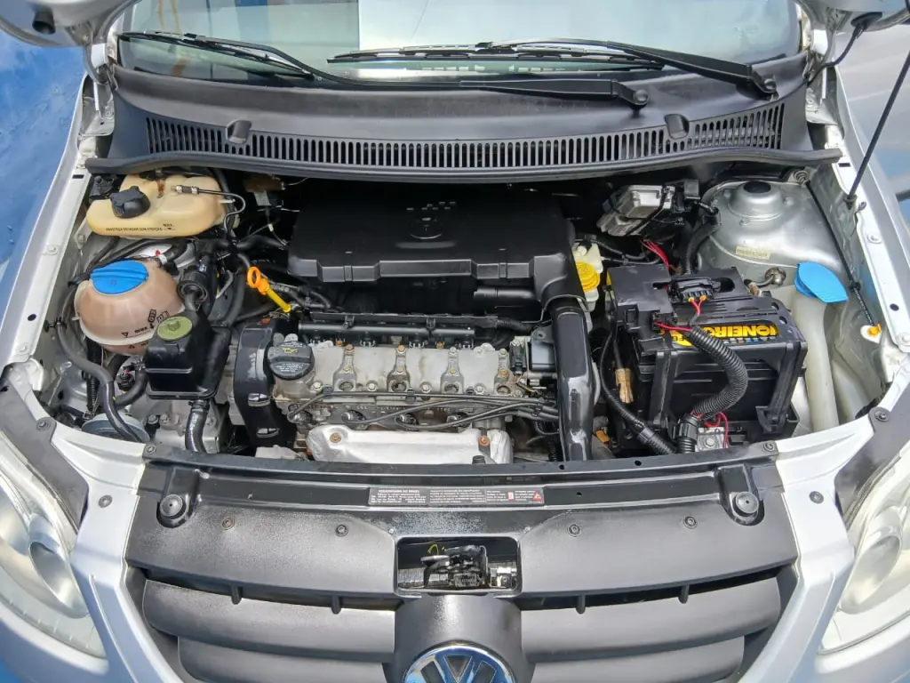 VOLKSWAGEN Fox - Foto