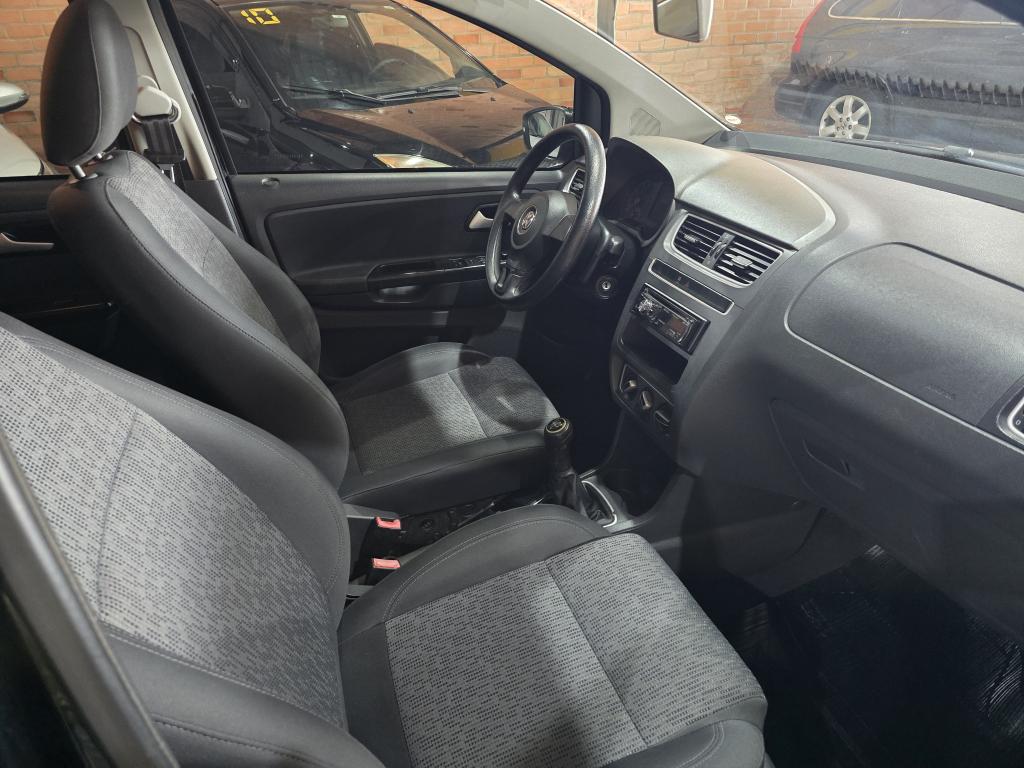 VOLKSWAGEN Fox - Foto