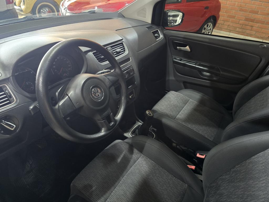 VOLKSWAGEN Fox - Foto