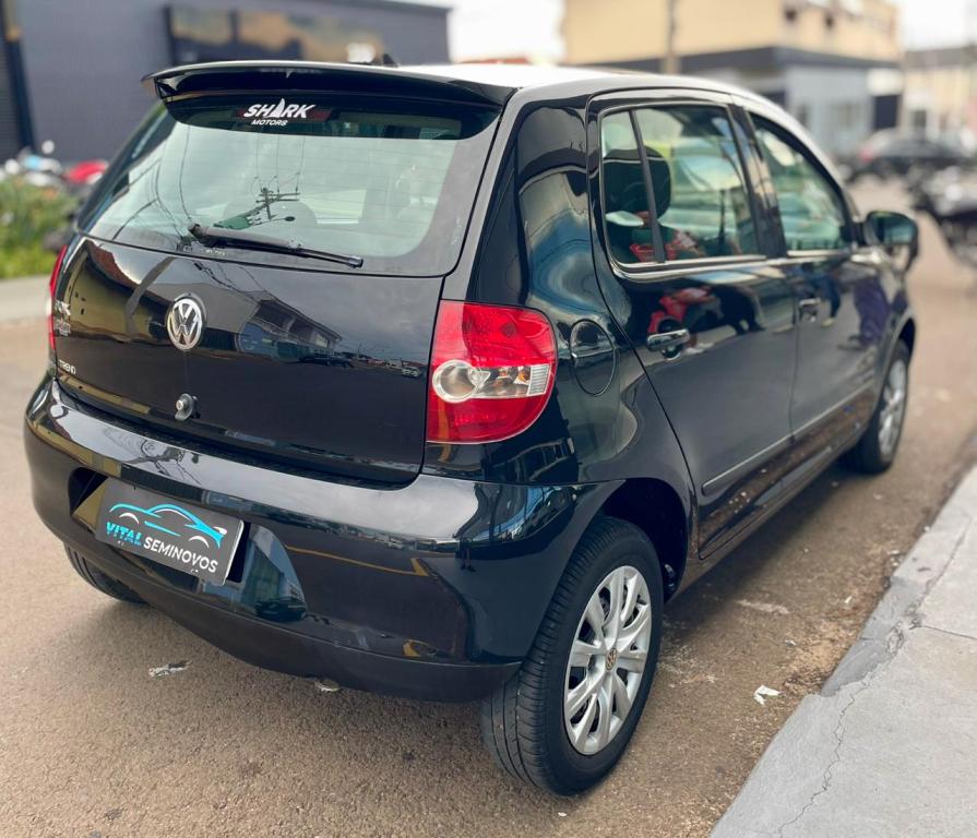 VOLKSWAGEN Fox - Foto