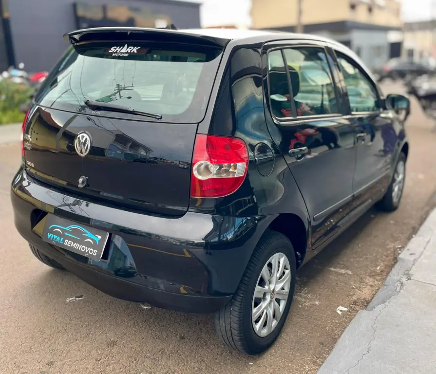 VOLKSWAGEN Fox - Foto