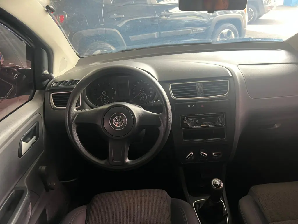 VOLKSWAGEN Fox - Foto