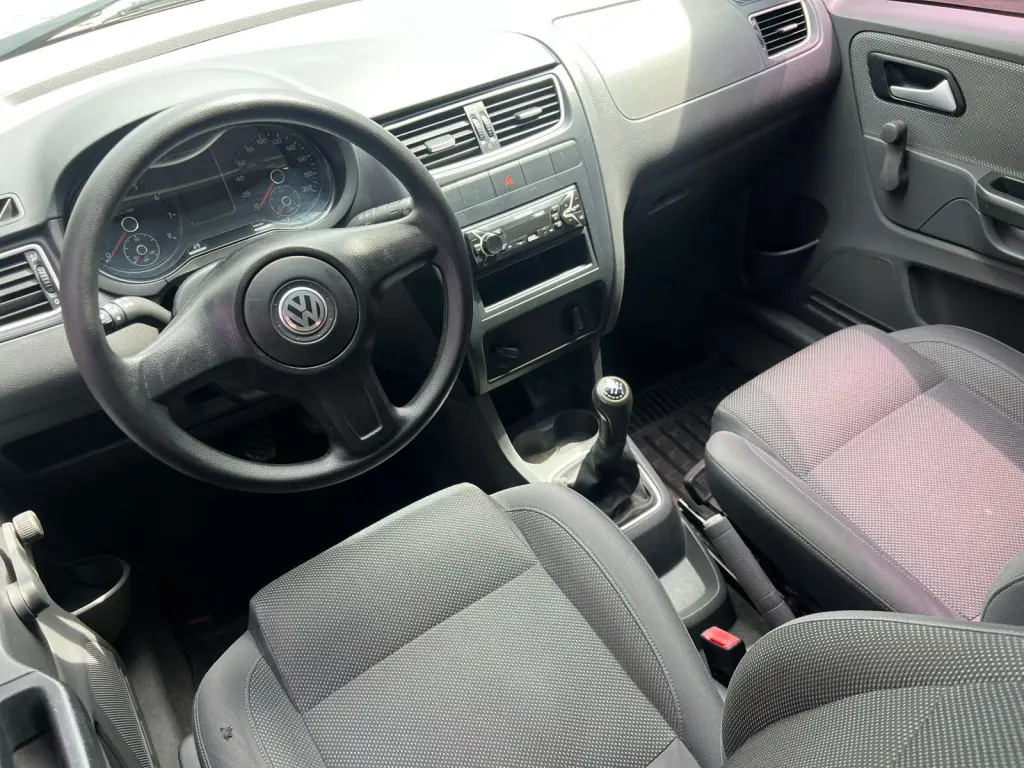 VOLKSWAGEN Fox - Foto