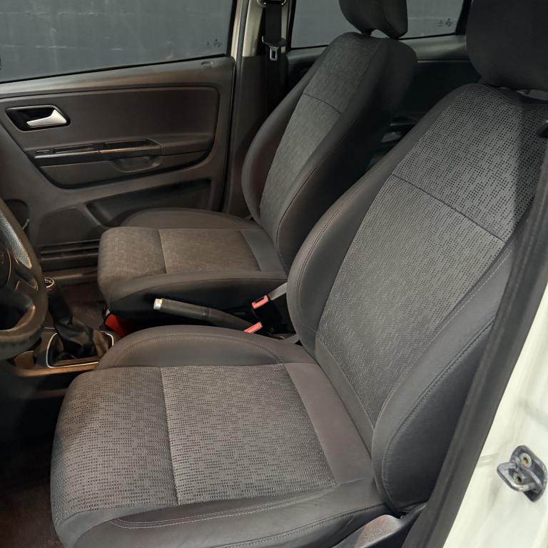 VOLKSWAGEN Fox - Foto