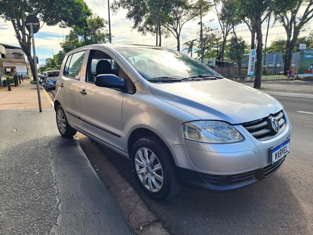 VOLKSWAGEN Fox - Foto