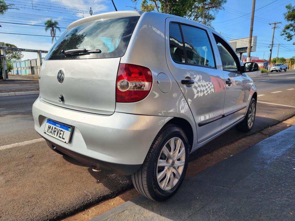 VOLKSWAGEN Fox - Foto