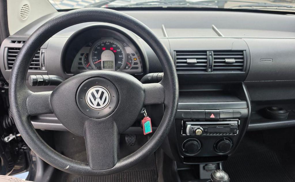 VOLKSWAGEN Fox - Foto