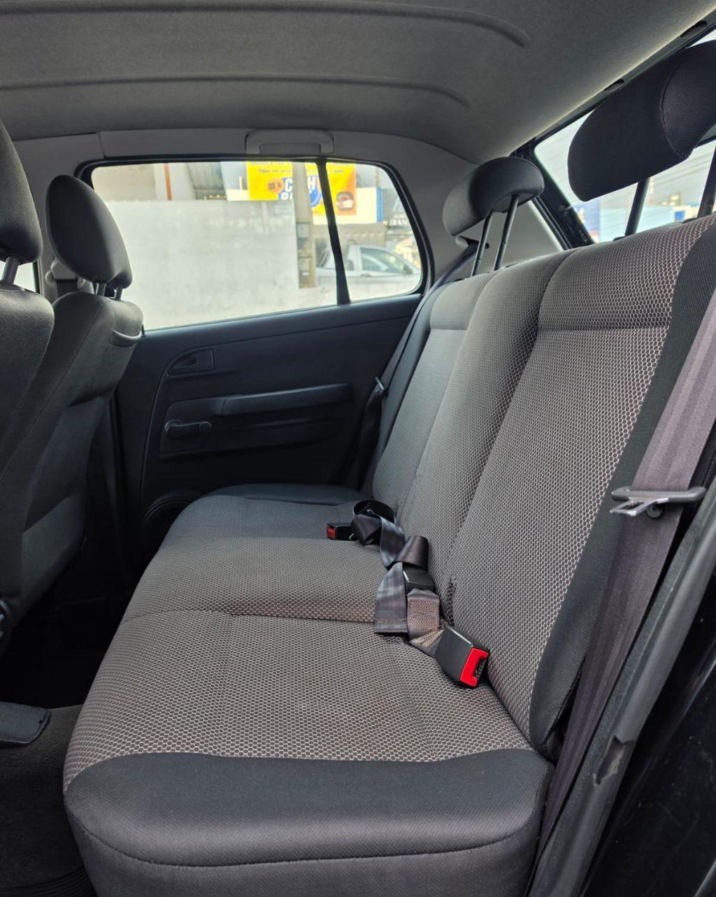 VOLKSWAGEN Fox - Foto
