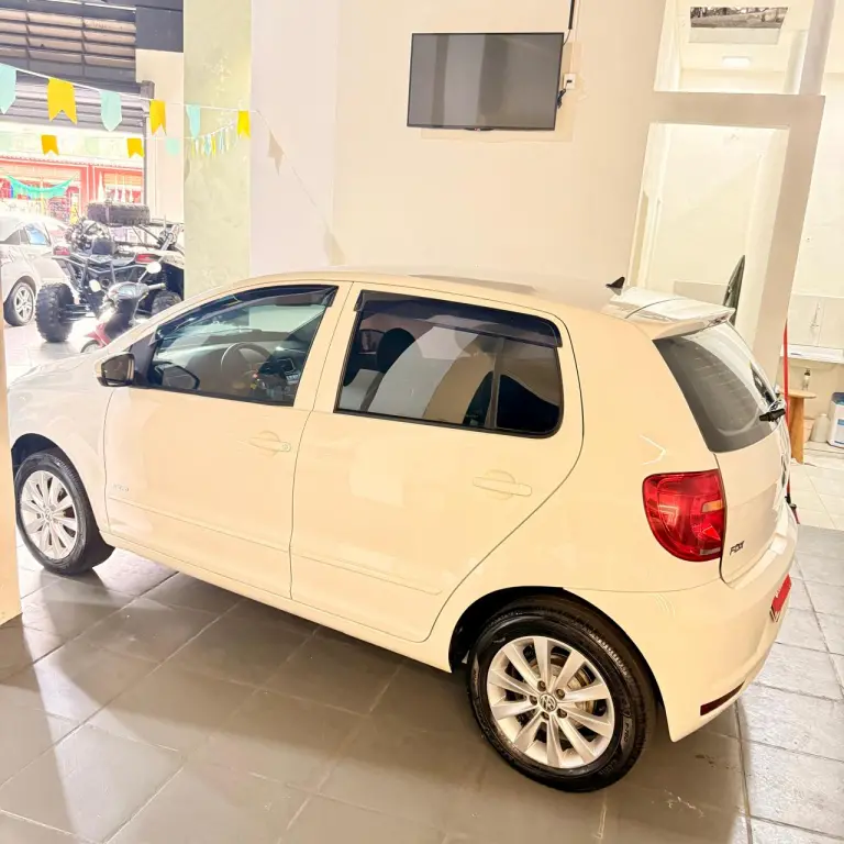 VOLKSWAGEN Fox - Foto