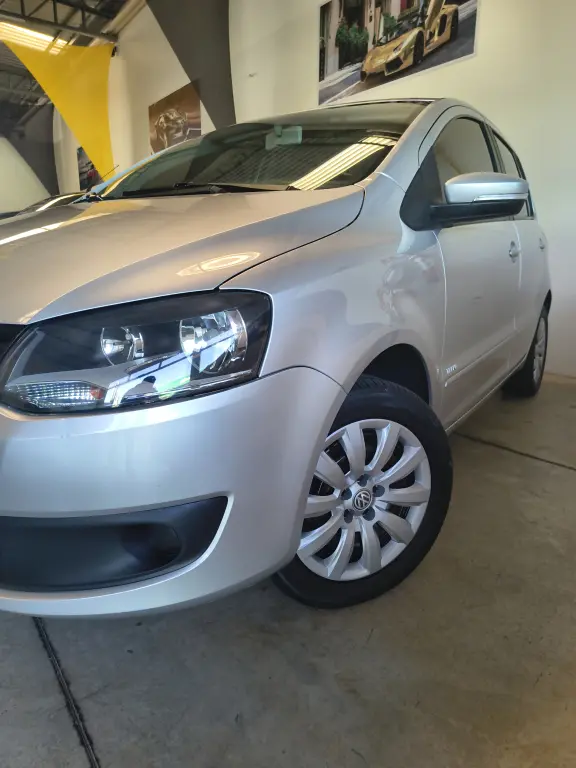 VOLKSWAGEN Fox - Foto