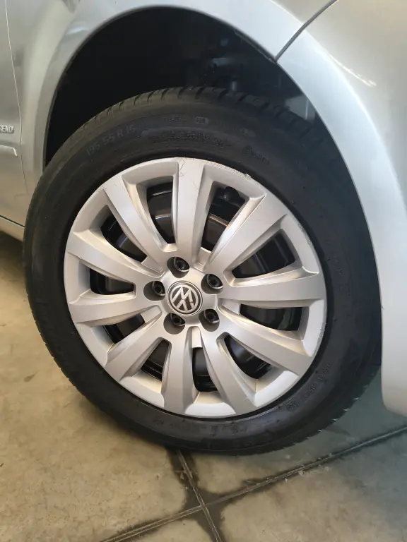 VOLKSWAGEN Fox - Foto