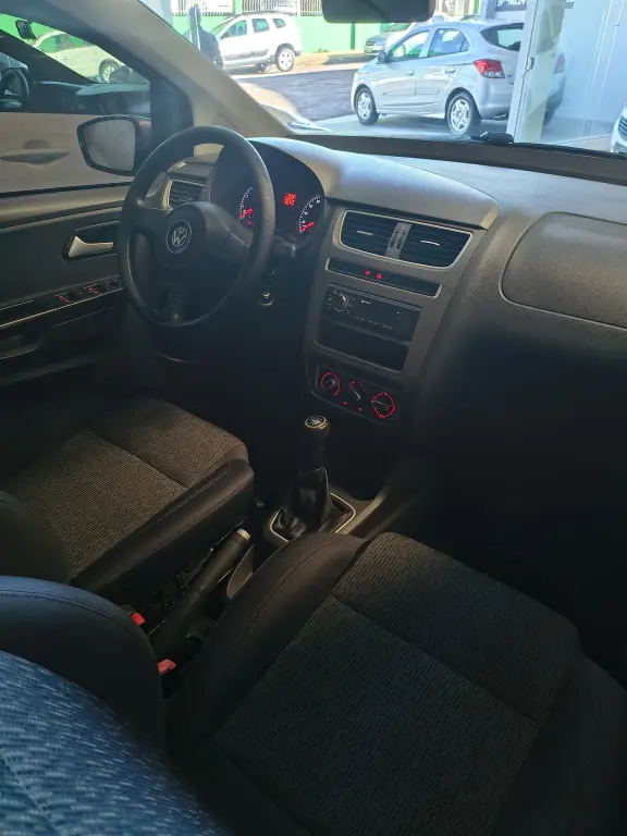 VOLKSWAGEN Fox - Foto