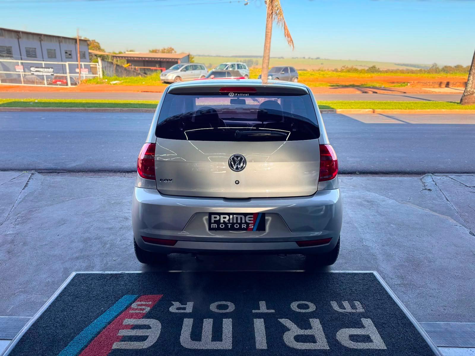 VOLKSWAGEN Fox - Foto