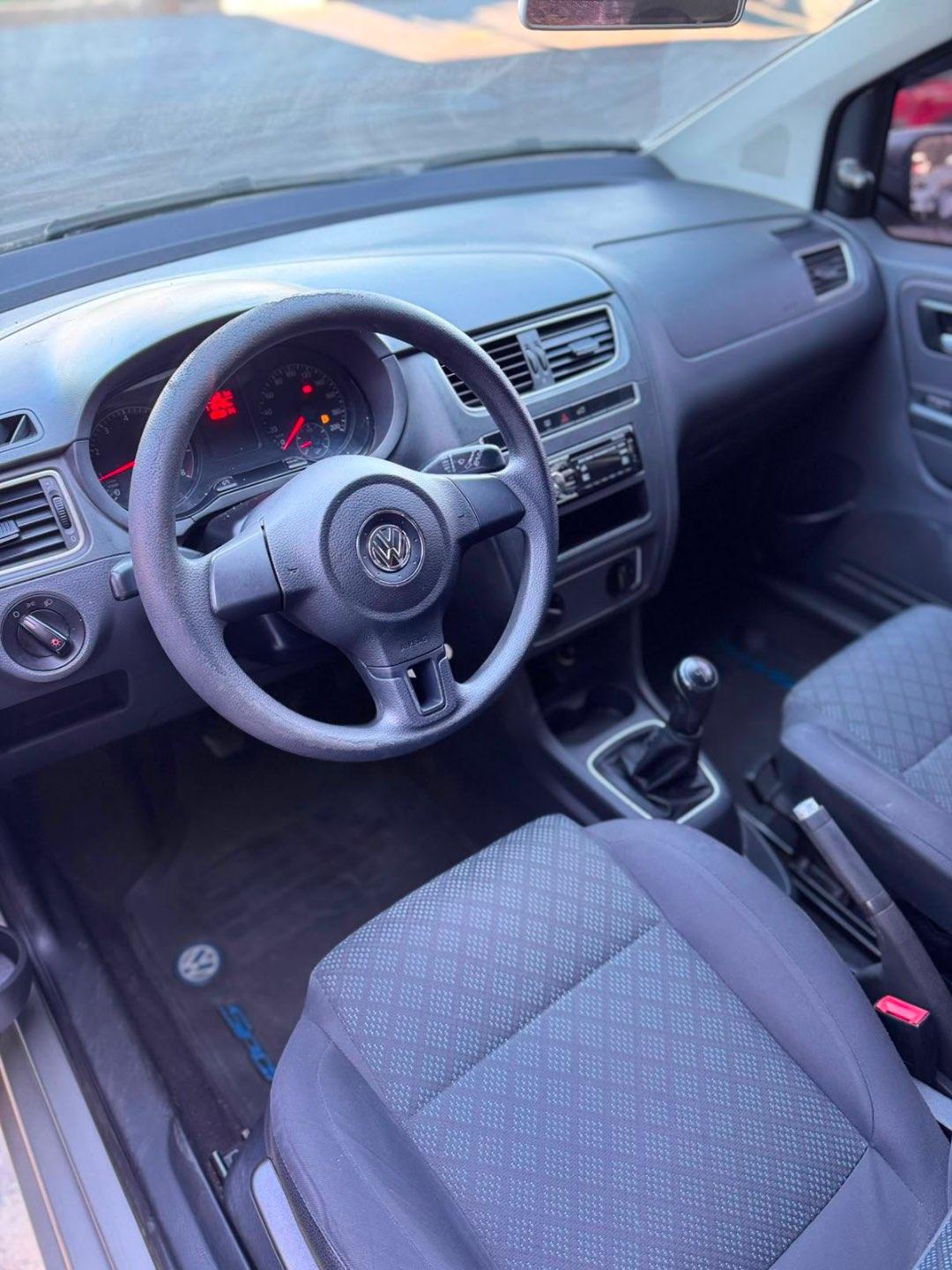 VOLKSWAGEN Fox - Foto