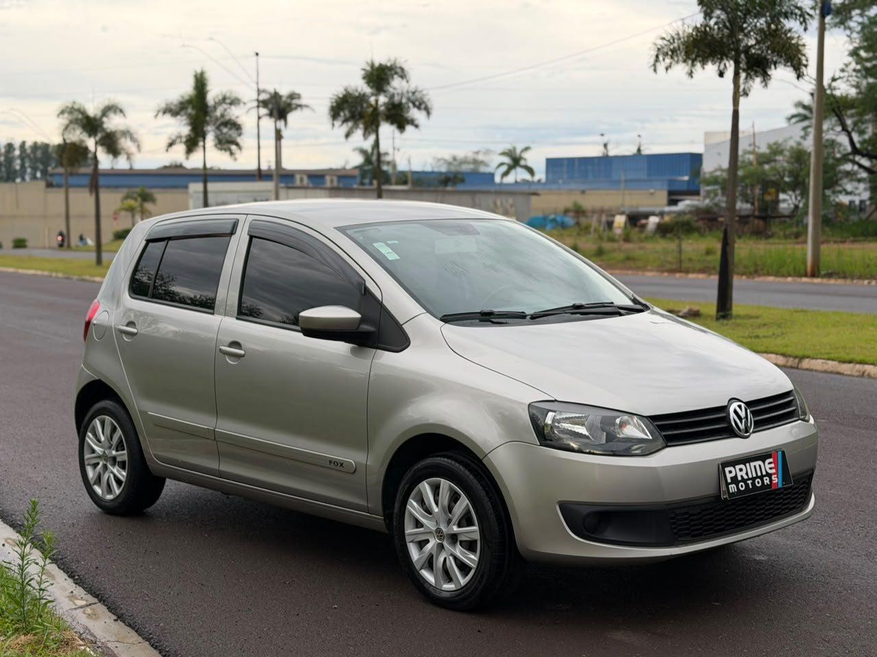 VOLKSWAGEN Fox - Foto