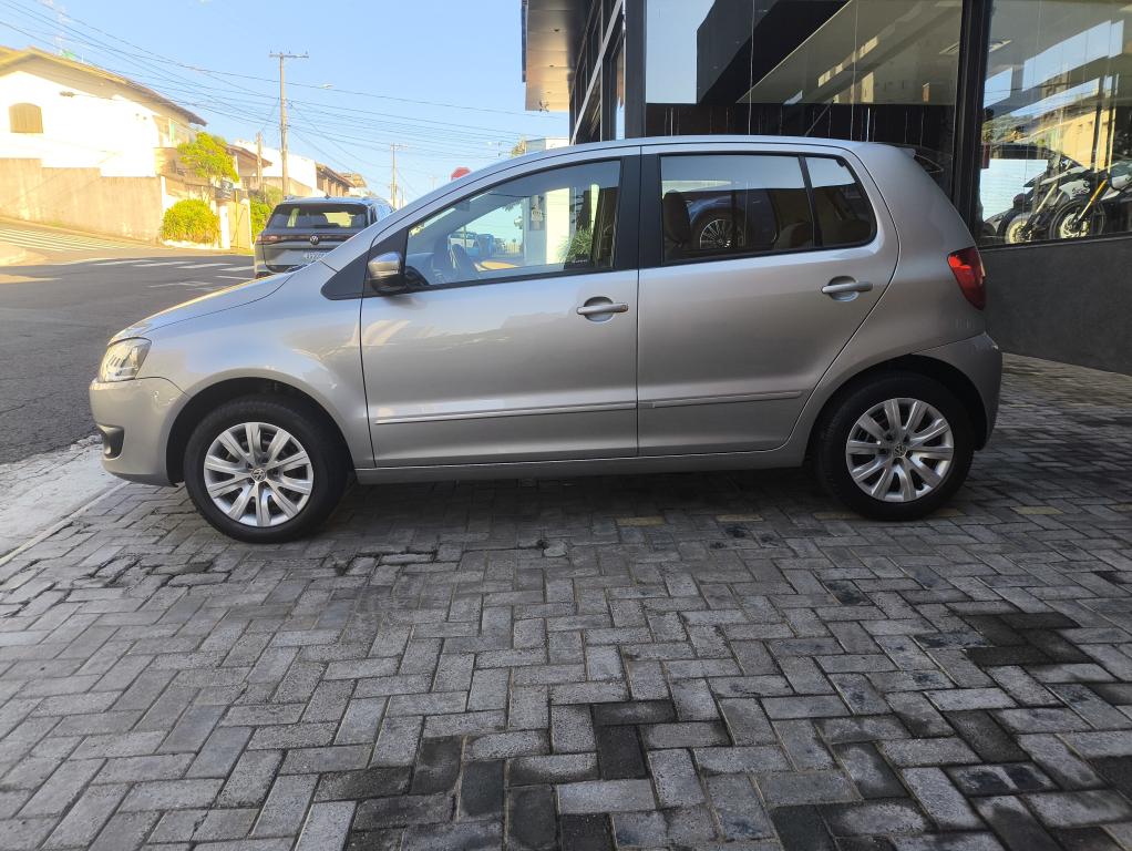 VOLKSWAGEN Fox - Foto